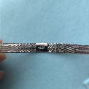 10k white gold band